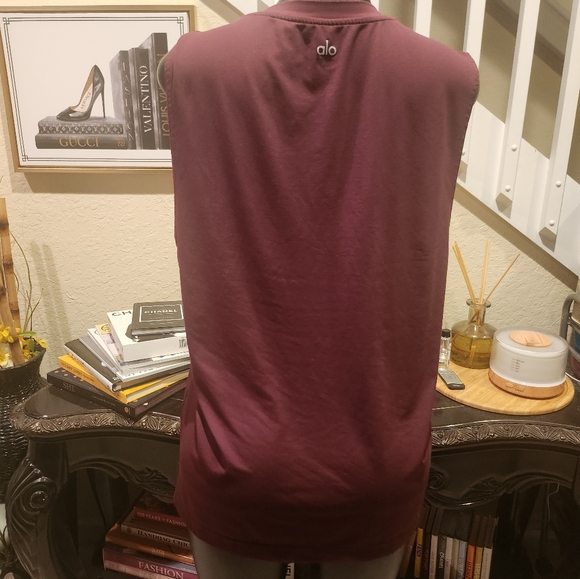 ALO Conquer Muscle Tank size L - Picture 4 of 6